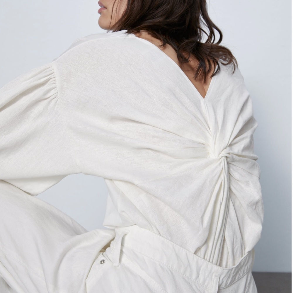 🤍 ZARA Linen Knotted Back Blouse